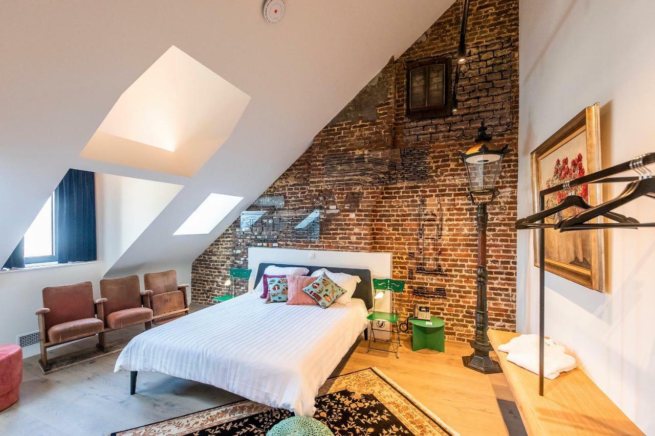 Barefoodgiulia Hotel Hasselt Bagian luar foto