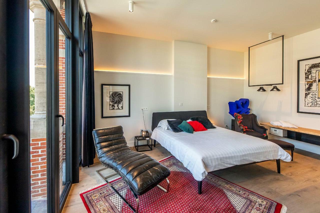 Barefoodgiulia Hotel Hasselt Bagian luar foto