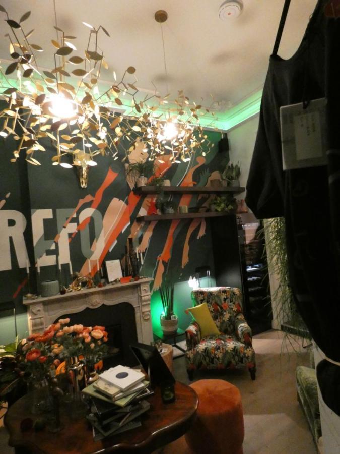 Barefoodgiulia Hotel Hasselt Bagian luar foto